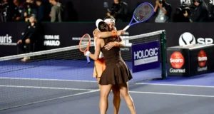 Luisa Stefani e a húngara Timea Babos por Fotojump/SP Open/Direitos Reservados