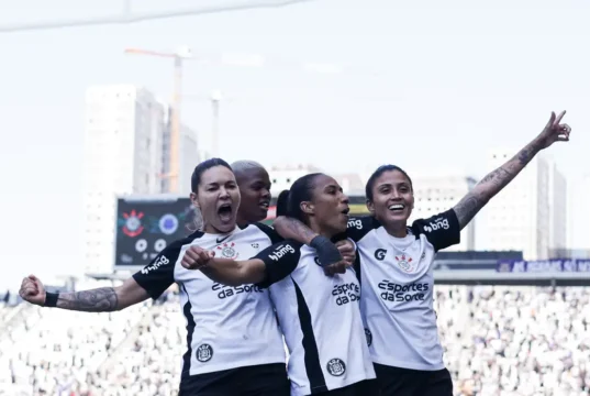 Staff-Images-Woman-CBF-Direitos-Reservados