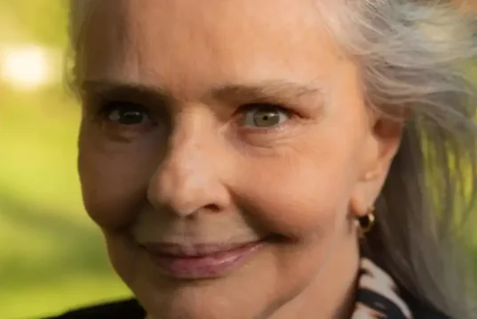 Cantora e compositora Angela Ro Ro